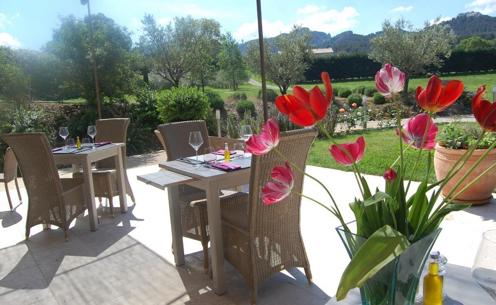 莱斯德梅提费特住宿酒店 Saint-Rémy-de-Provence 外观 照片
